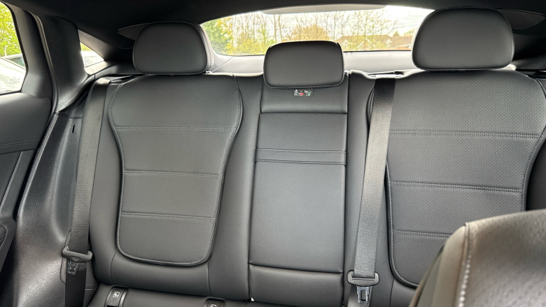 Mercedes-Benz GLC Coupe GLC 300 4Matic AMG Line Prem Plus 5dr 9G-Tronic Petrol Estate